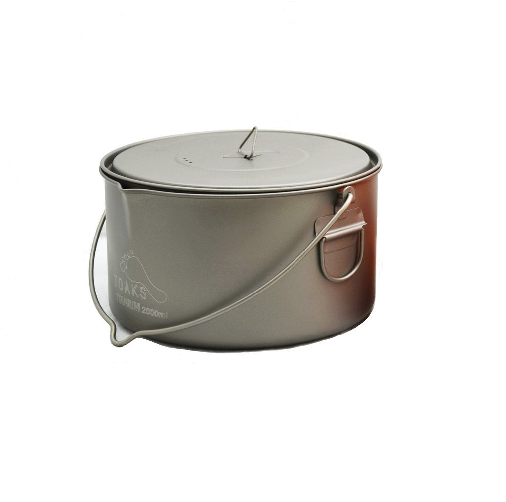 TITANIUM 2000ML POT WITH BAIL HANDLE