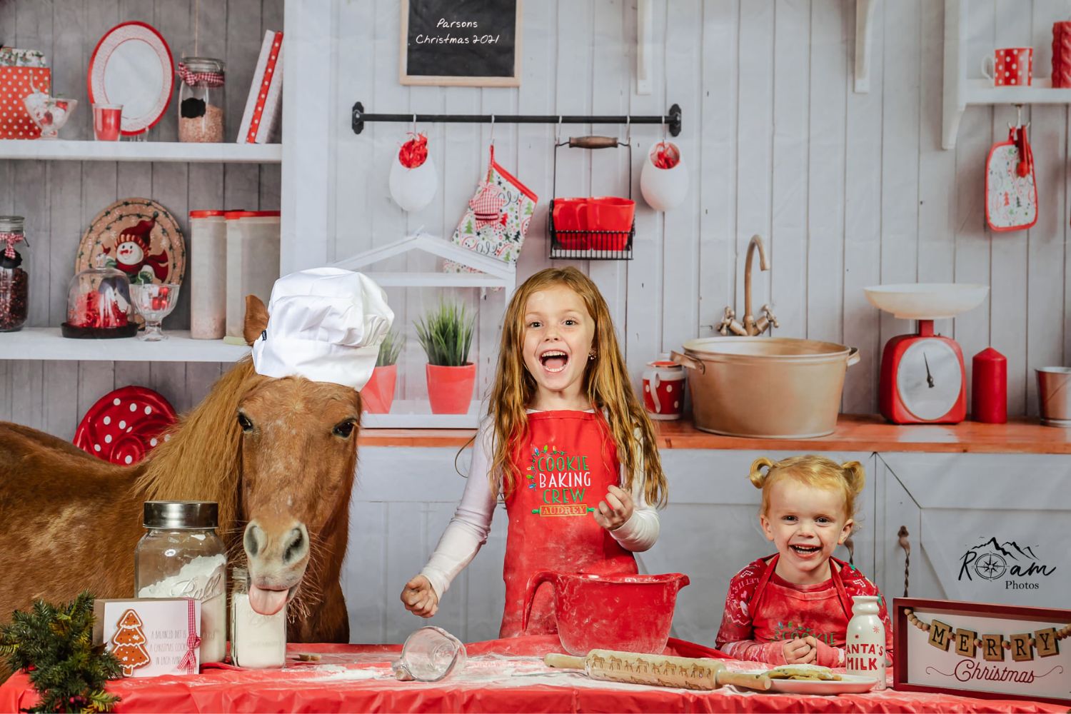 kids making food with Kate Christmas Kitchen Backdrop White Wall for Photography 