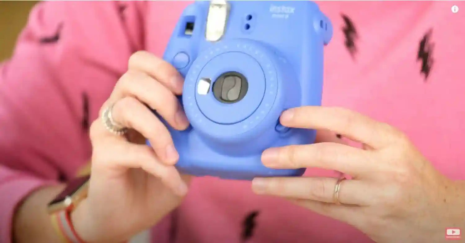 steps to take photos with Fujifilm Instax Mini9