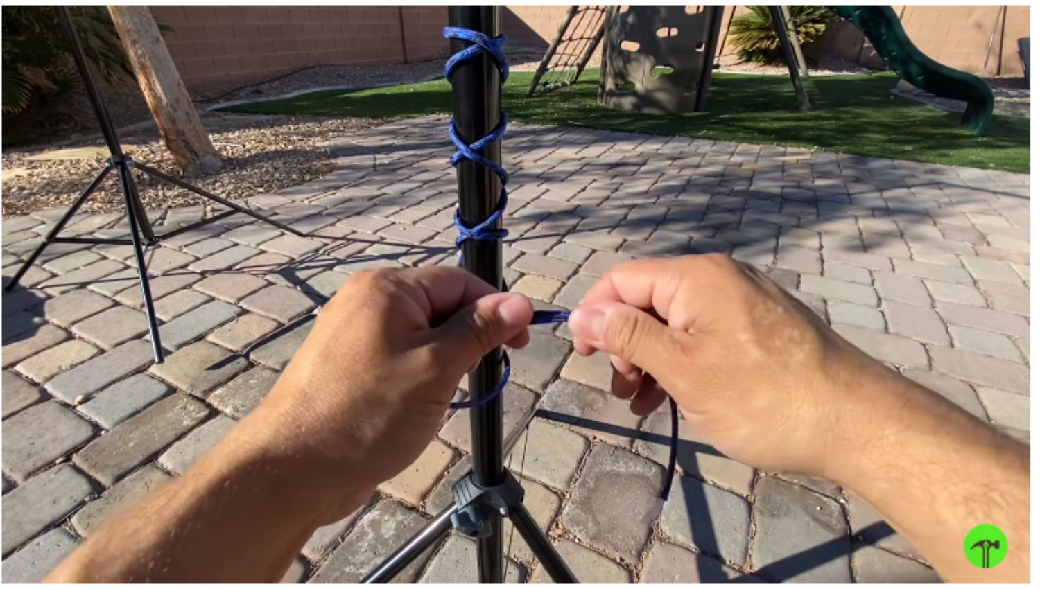 tutorial of Weighting Down the Stand from Falling or Blowing Down