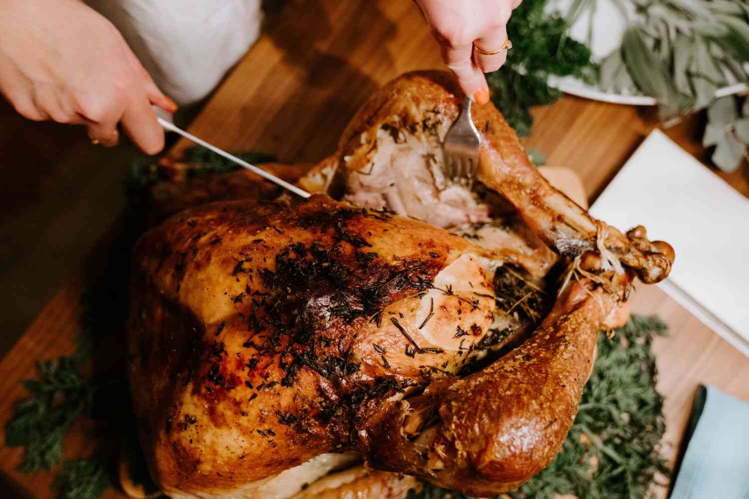 cut the turkey