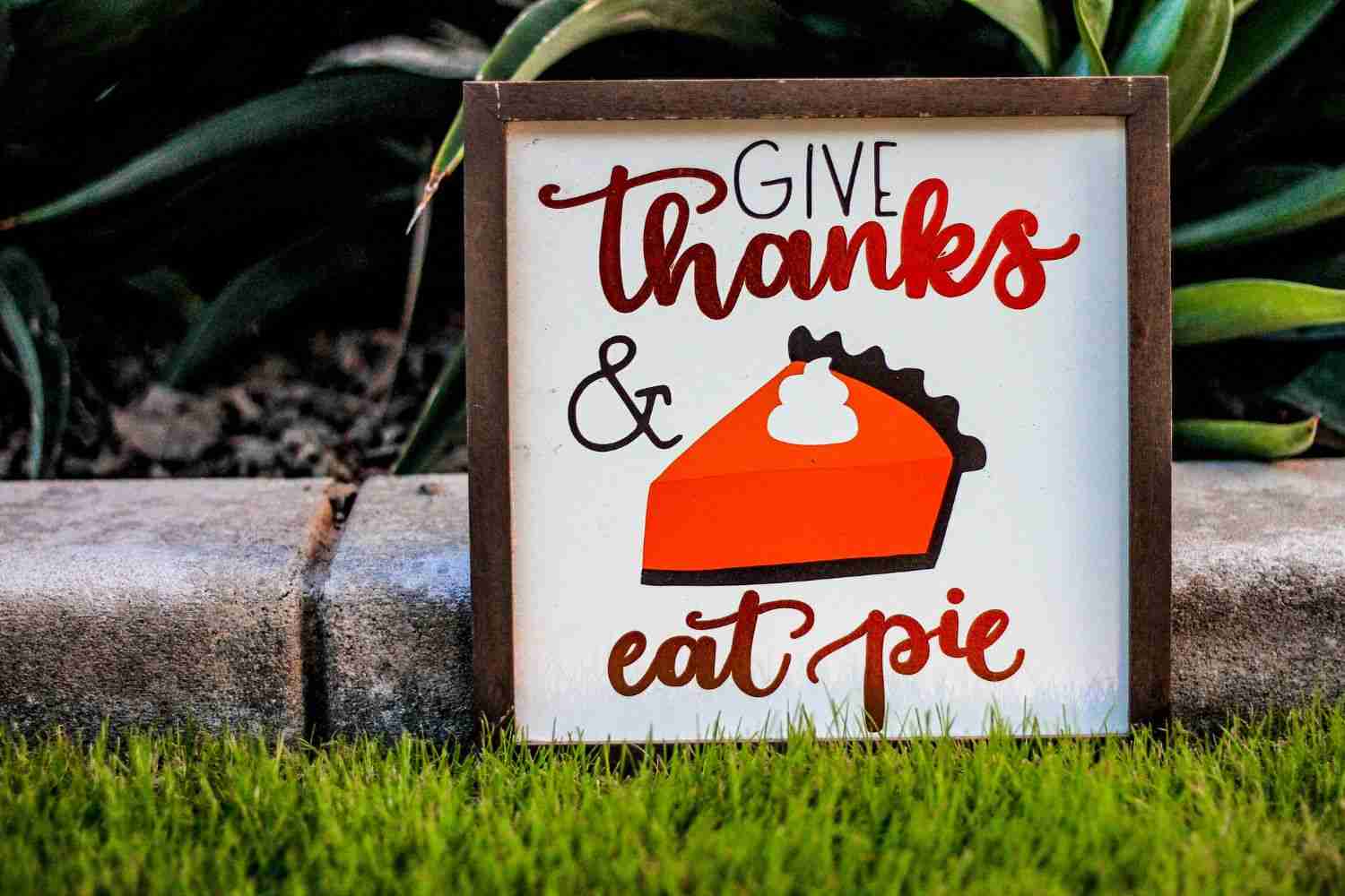  a Happy Thanksgiving Sign