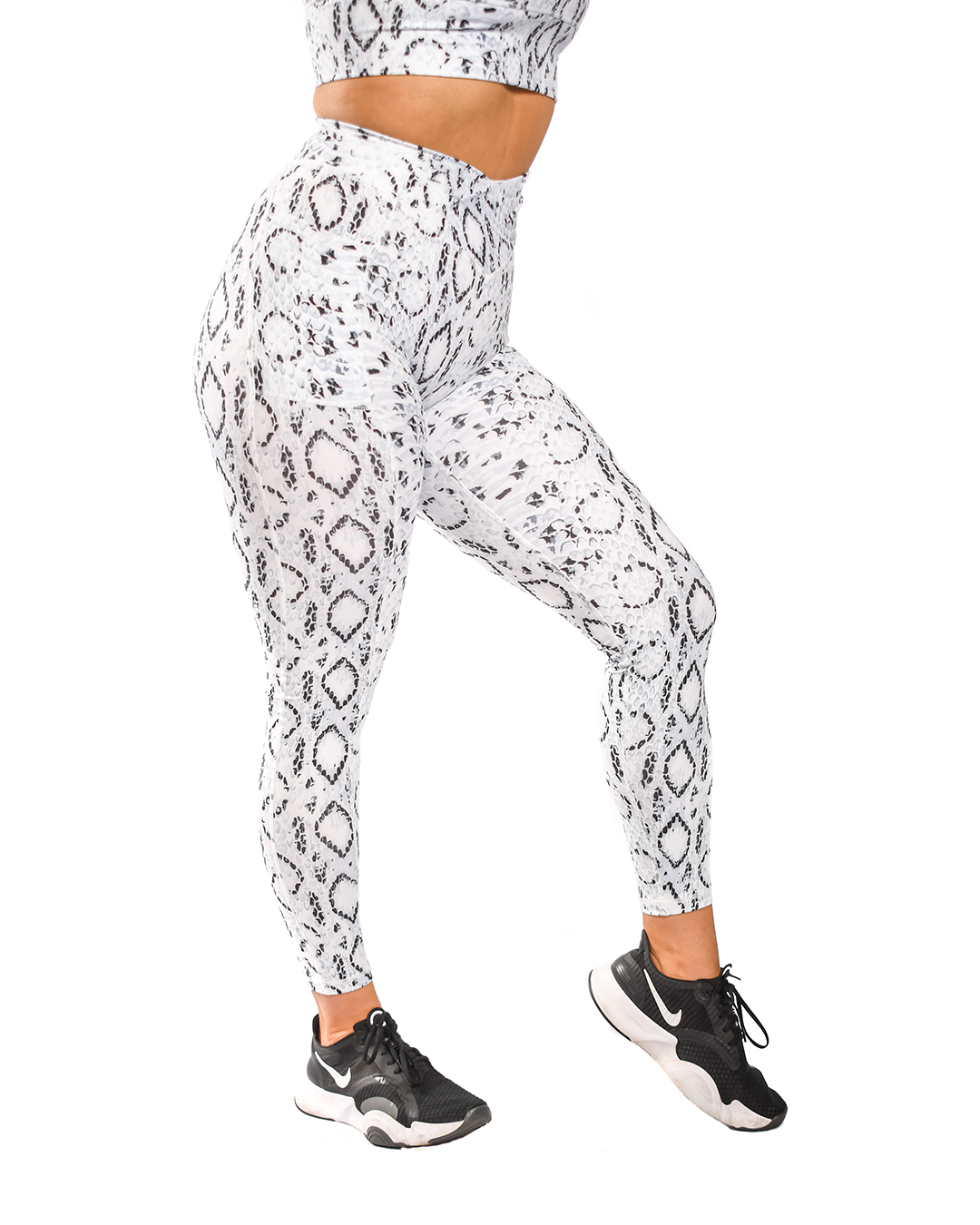  Effortless Vortex Pocket Leggings - White Cobra 