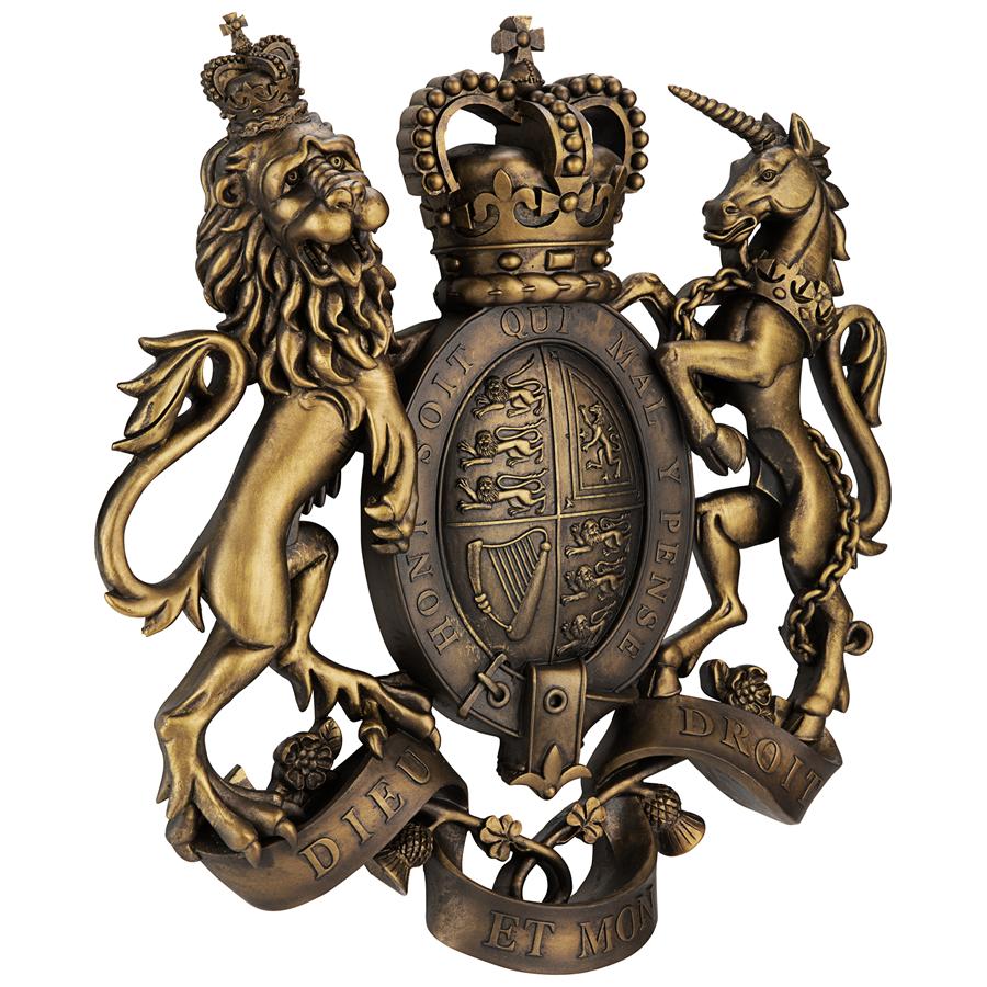 ROYAL COAT OF ARMS OF BRITAIN PLAQUE