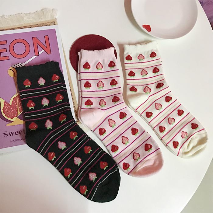 Sale Sweet Strawberry Thin Stripes Curly Edge Socks