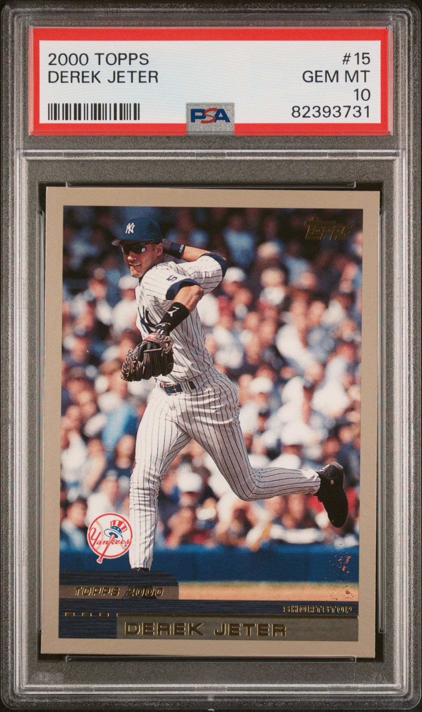 Derek Jeter 2000 Topps Baseball Card #15 Graded PSA 10