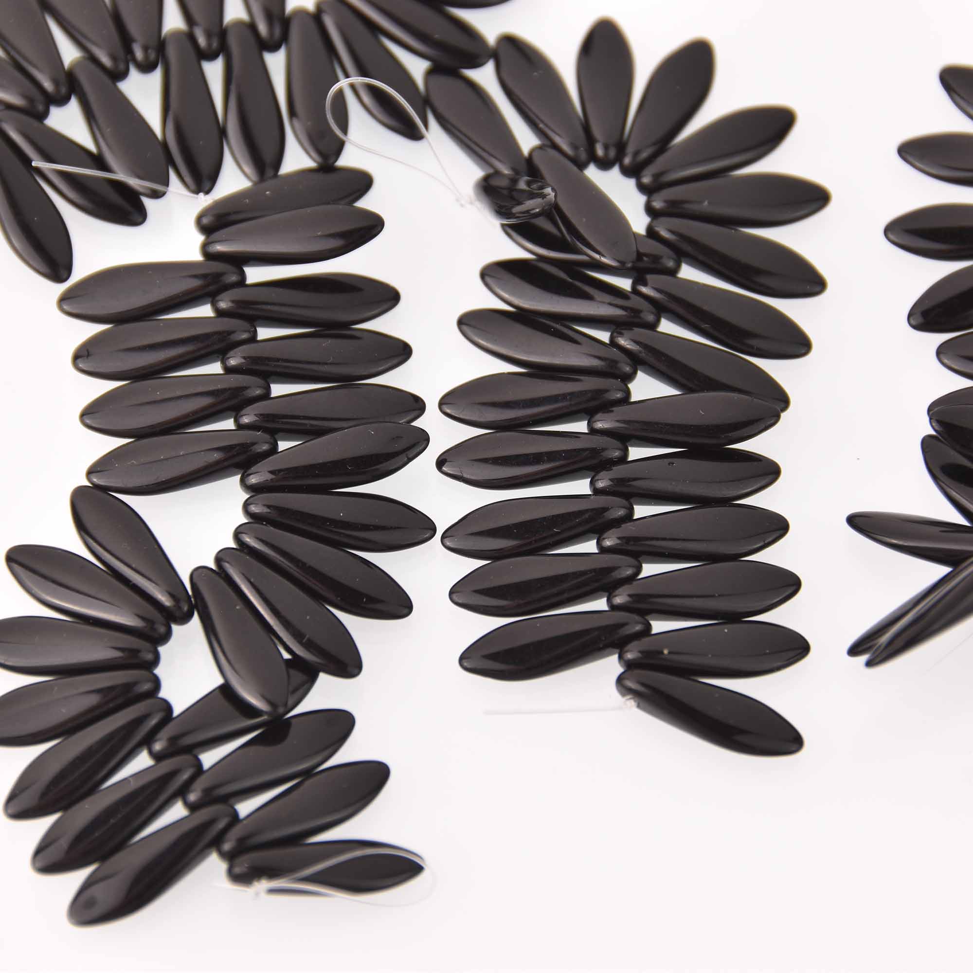 16mm Dagger Czech Glass Beads, Black, top drilled, 25 beads, bsd0870