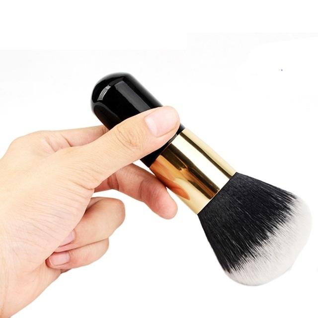 Cosmetic Soft Facial Finish Powder Wooden Brush Black Handle