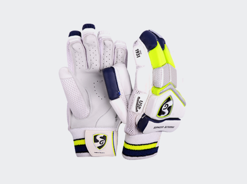 SG MAXILITE ULTIMATE Cricket Batting Gloves
