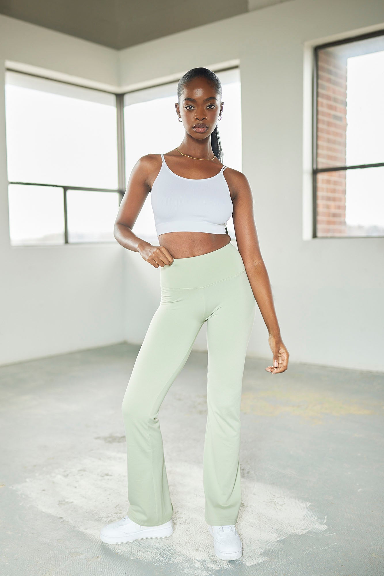  UNPLUG By Bluenotes Super Soft Flared Legging 