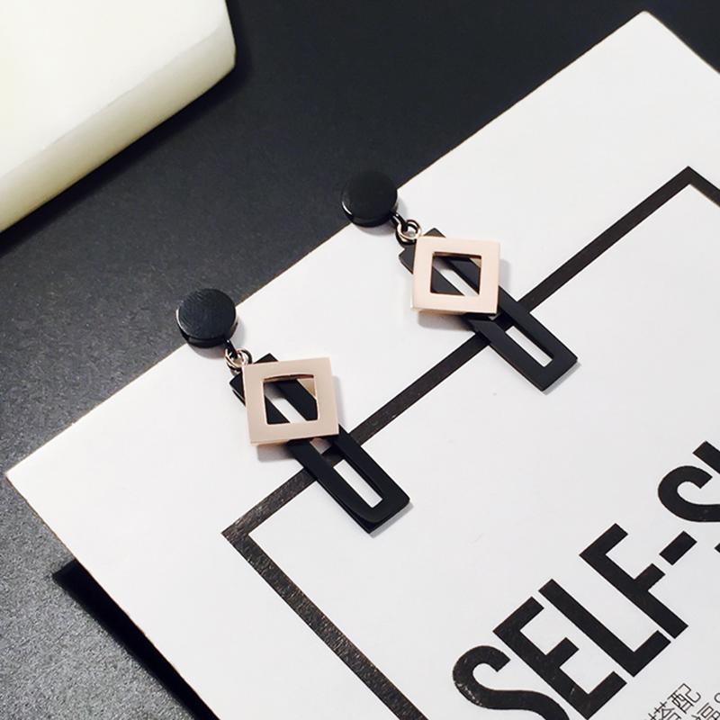 Geometric Dangle Earrings