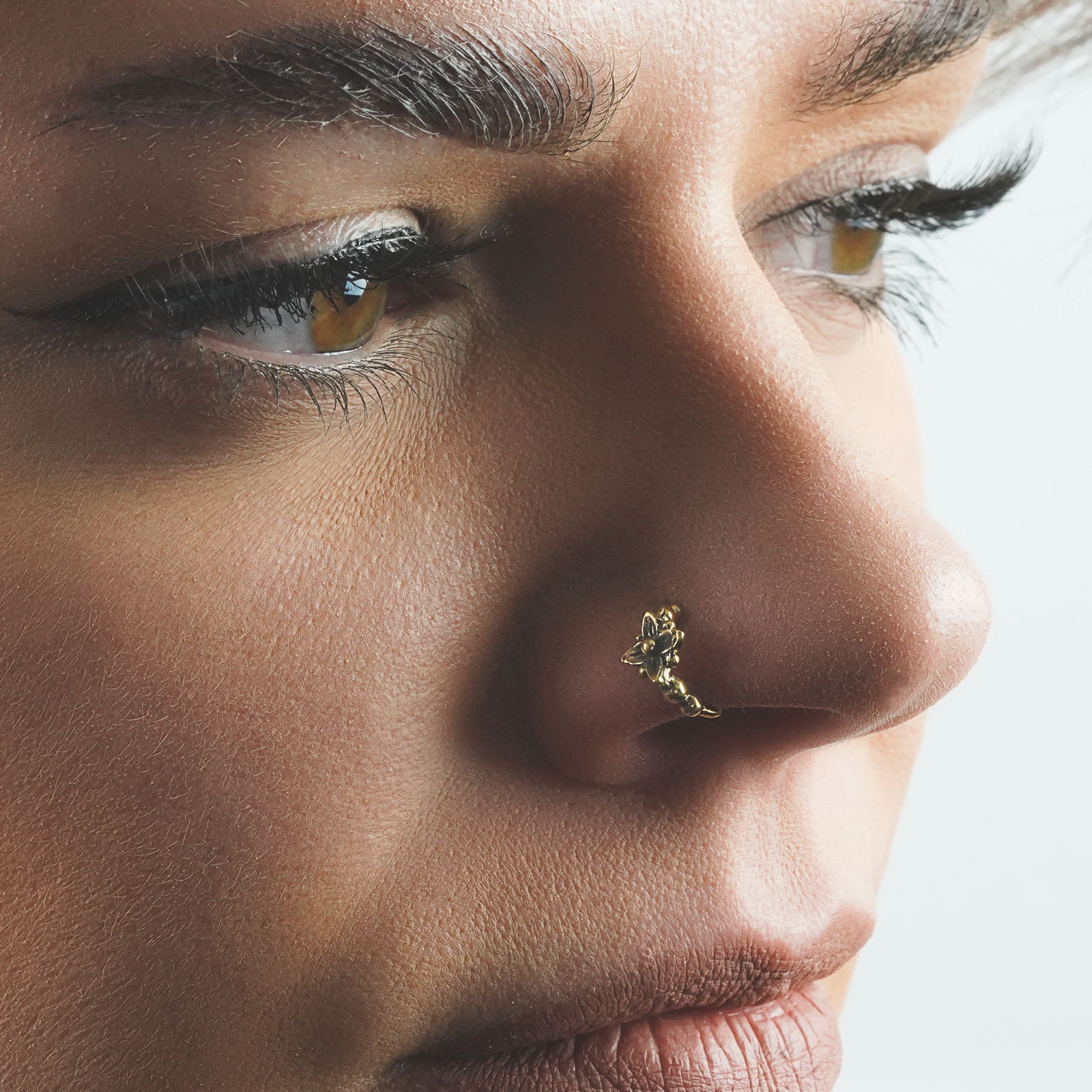 Beaded Lily Brass Seamless Nose Ring