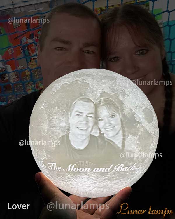 Realistic Custom Photo Moon Lamp – Customizable Love