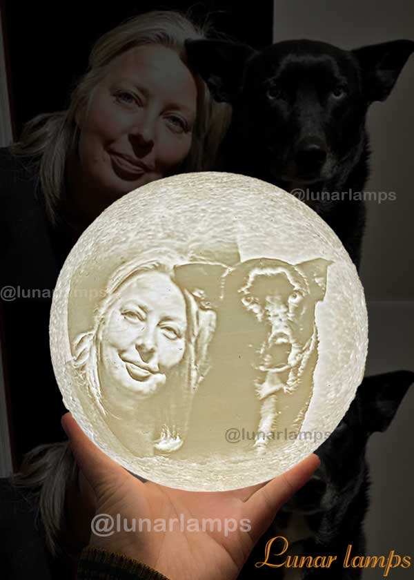 photo Moon Lamp for pet lovers