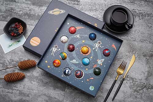 Planet Chocolate Starry Night 12 Sign Gift Set