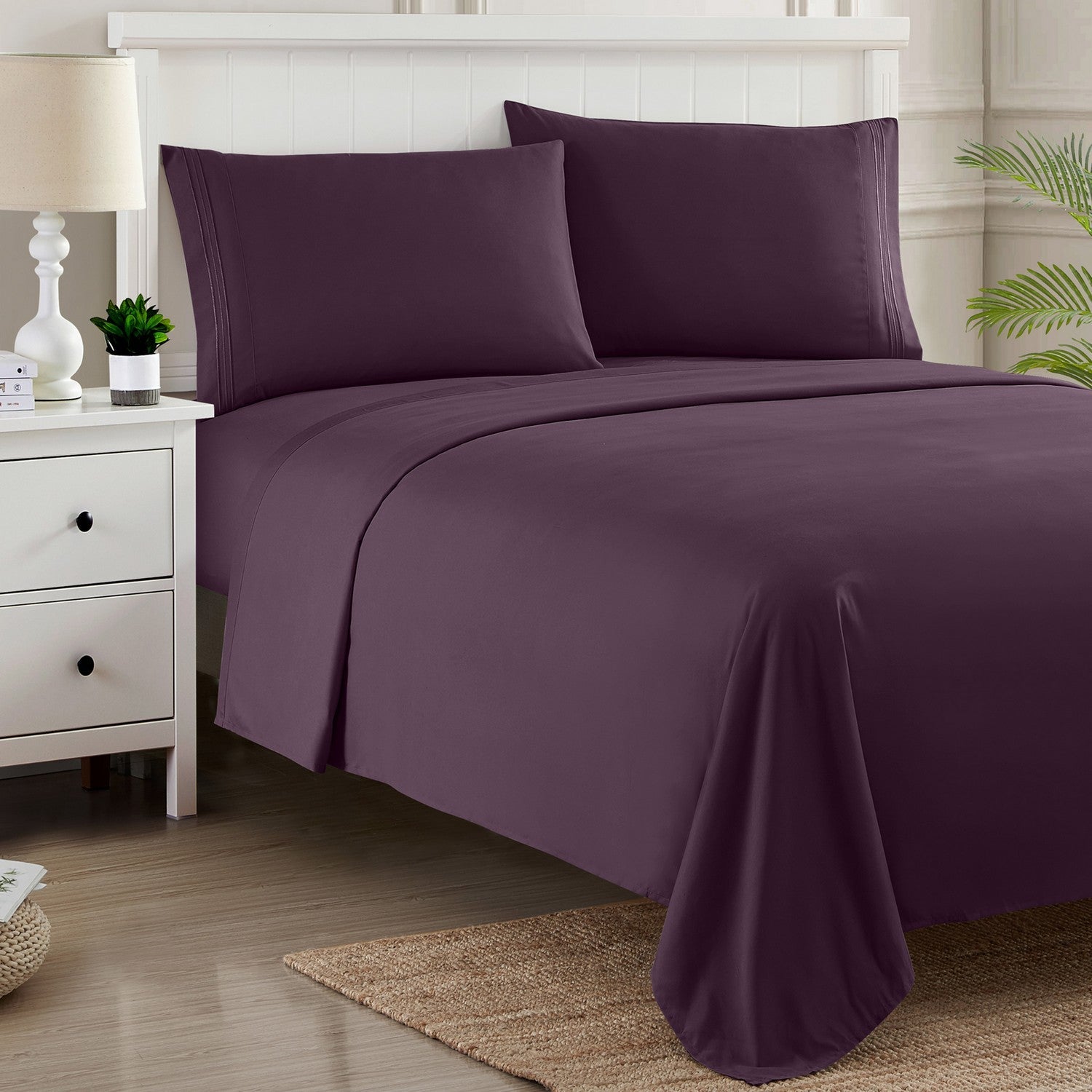 Classic 4-Piece Bed Sheet Set (Eggplant)