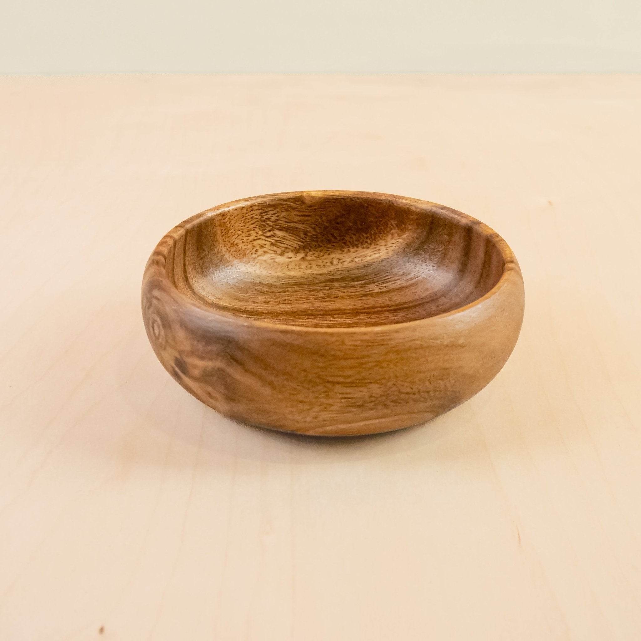 Acacia Calabash Bowls, set of 1 large + 4 small bowls | LIKH?