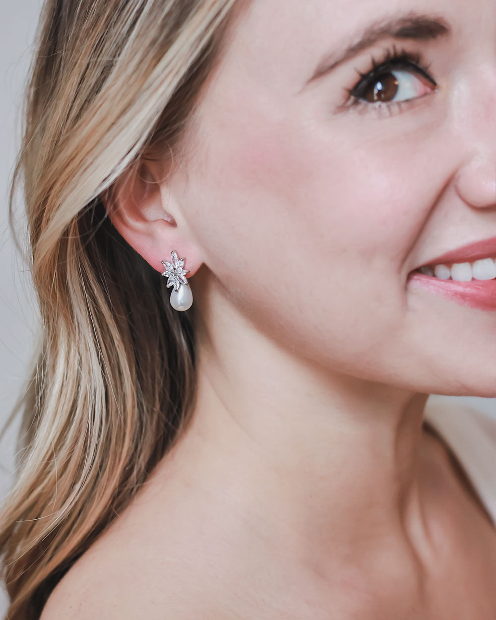 Elsie Freshwater Pearl Drop Earrings