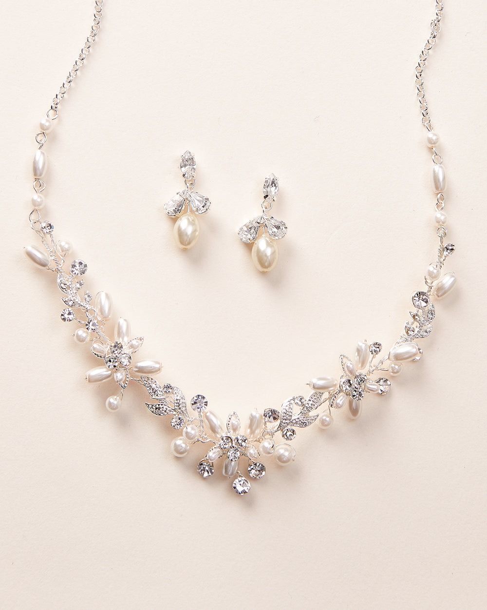 Delicate Pearl Jewelry Set