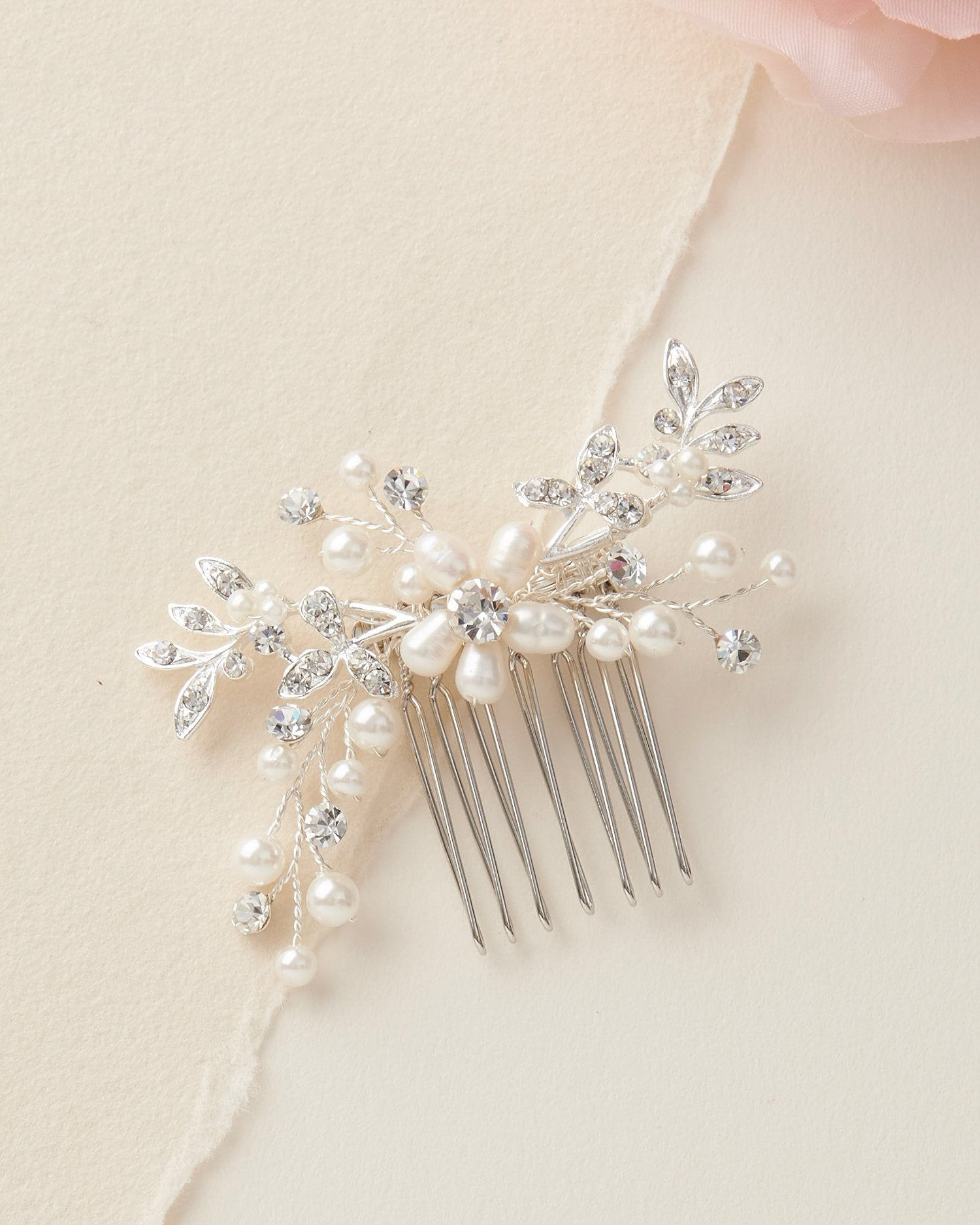 Floral Freshwater Pearl Comb
