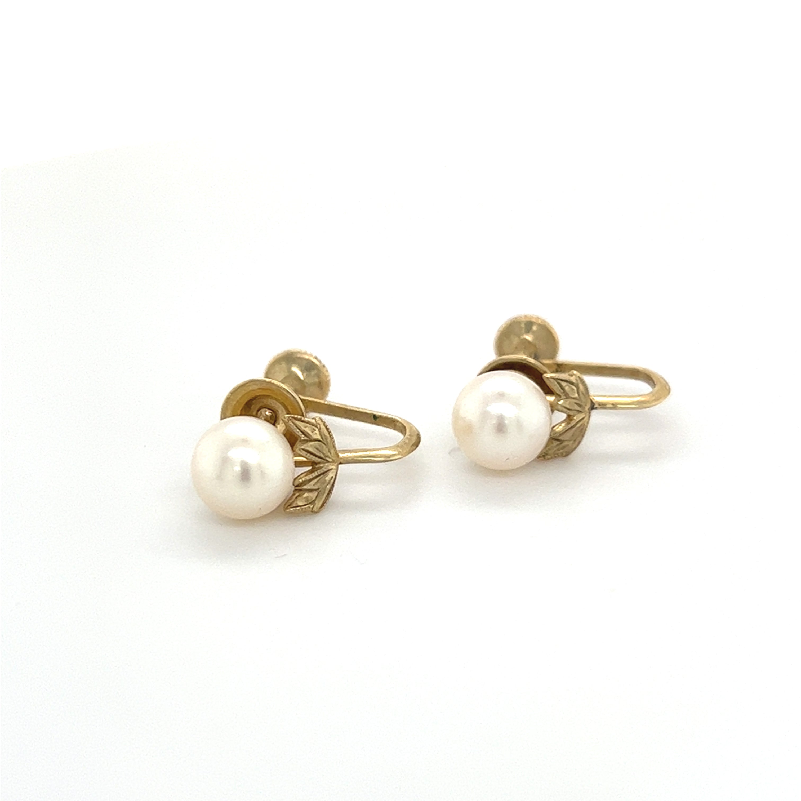 Mikimoto Estate Akoya Pearl Earrings 14k Gold 6.90 mm 3.1 Grams M256