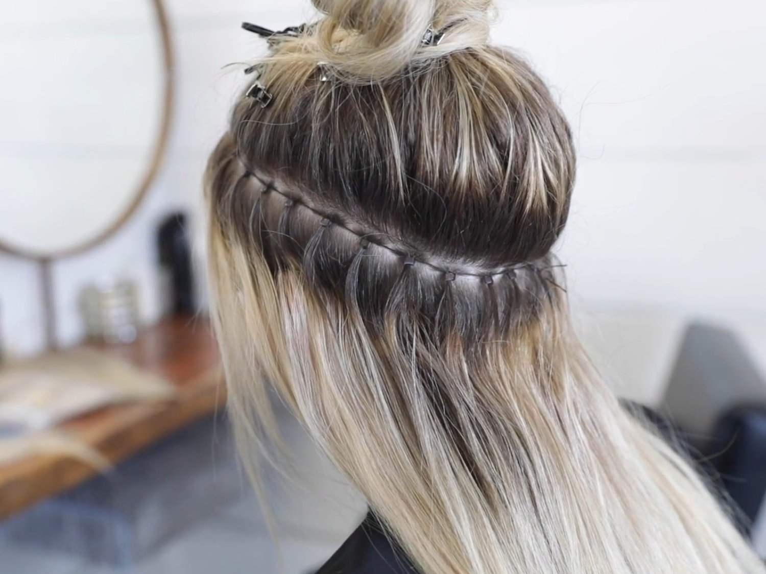 Hand-tied Weft