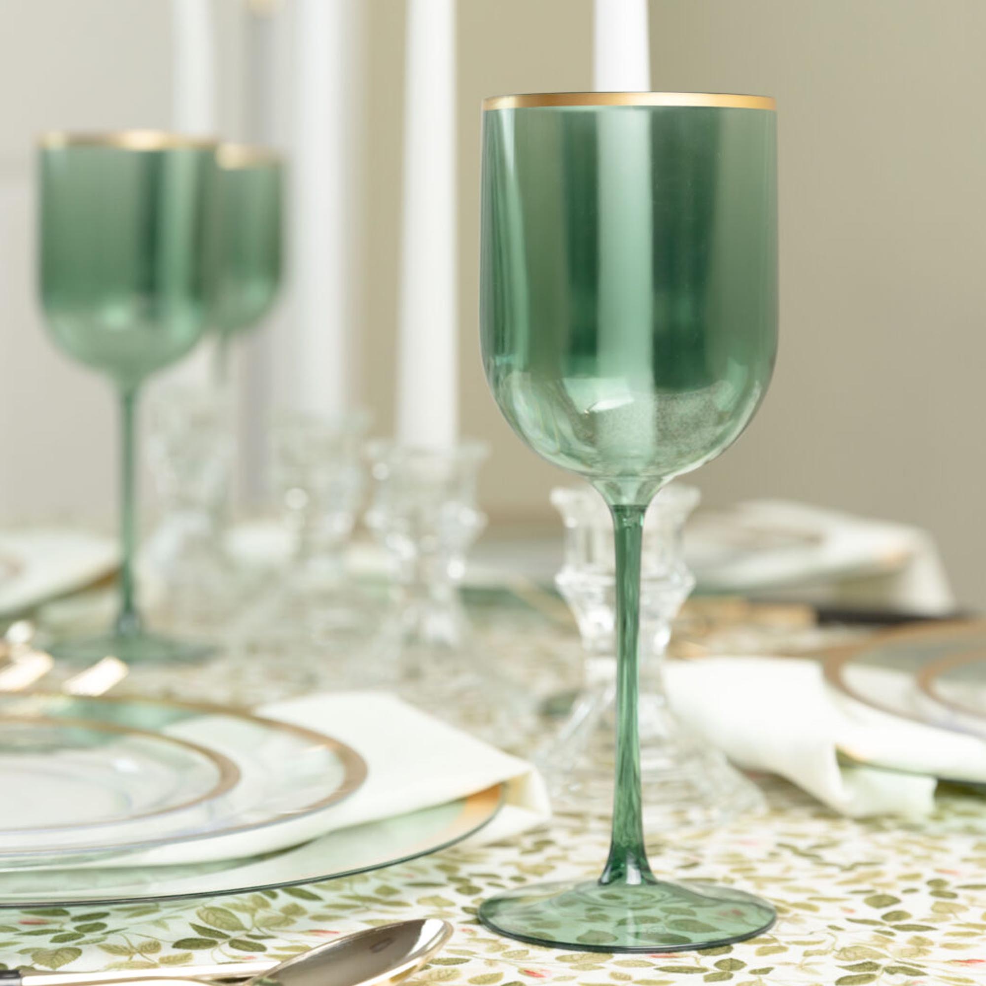 12oz Plastic Wine Goblets with Gold Rim