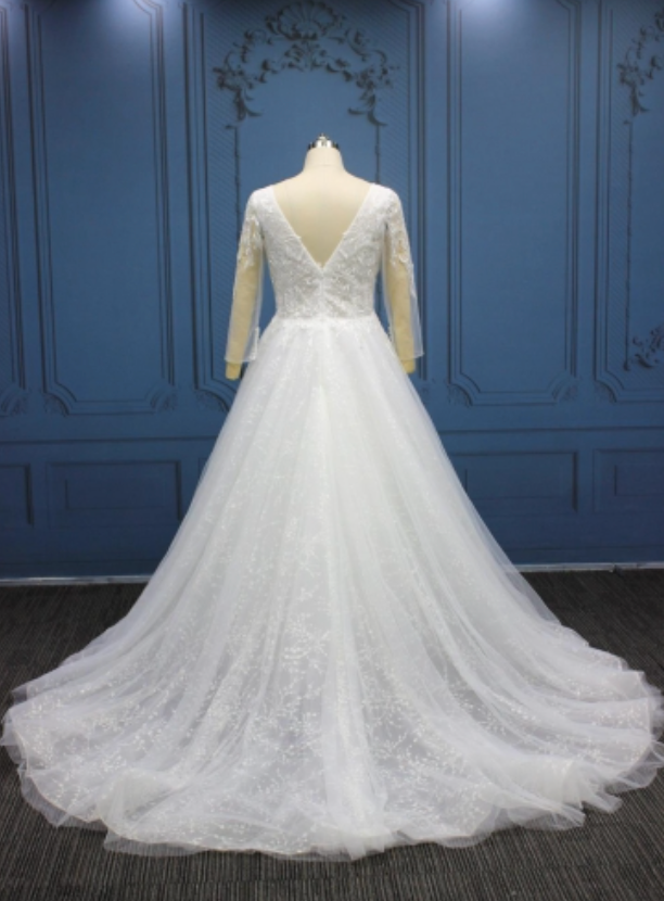 Plus Size Long Sleeve Wedding Dress Shinny Tulle