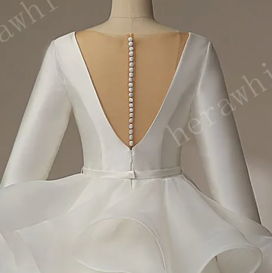 Elegant Pommel Skirt V-Neck Wedding Dress