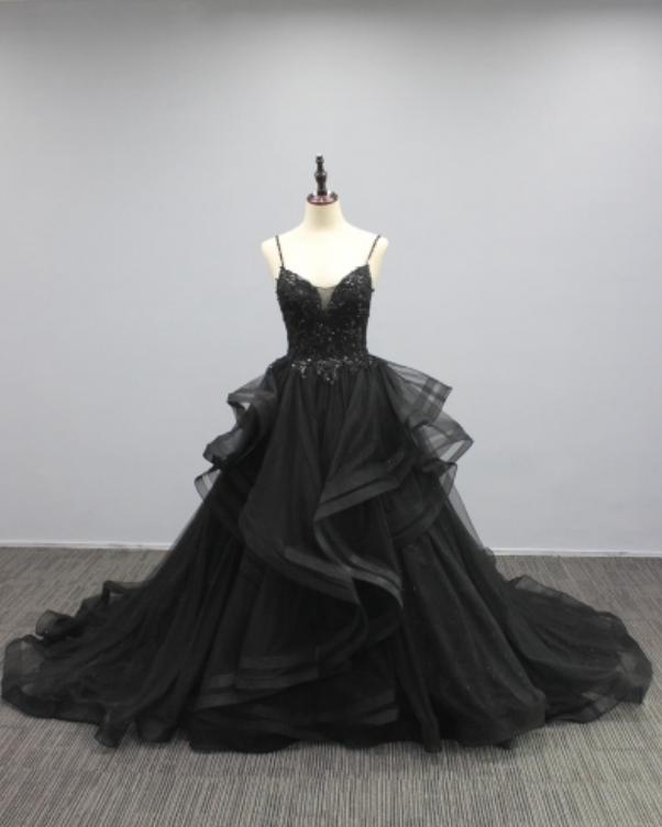 Modern Ruffled Black Wedding Bridal Gown