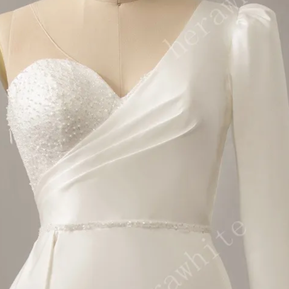 Sweetheart Neckline Wedding Dress with One Shoulder