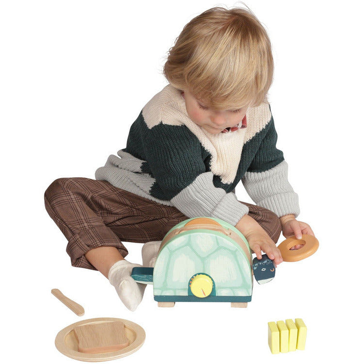 Toasty Turtle Wooden Pretend Cooking Set