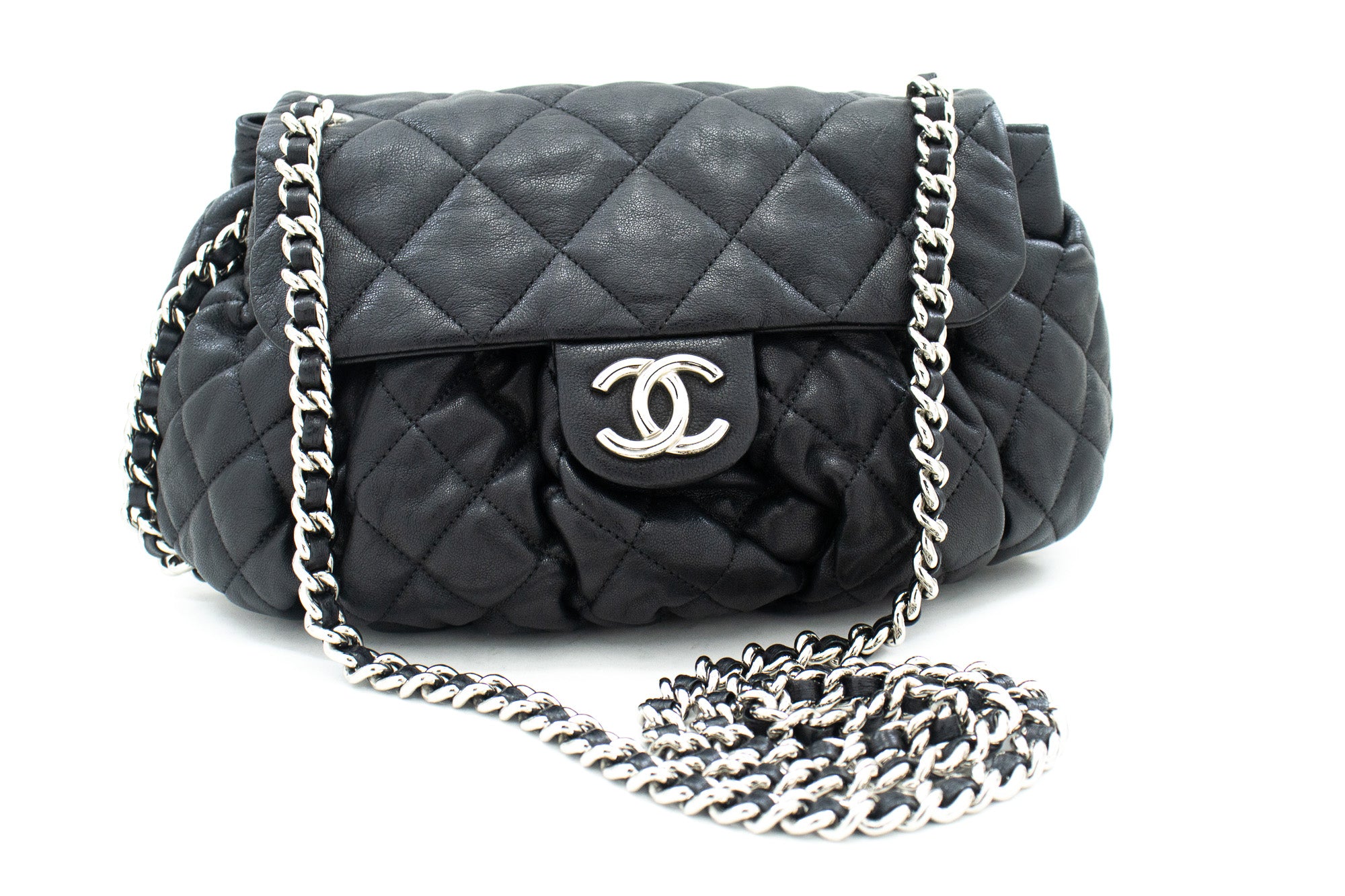 CHANEL Chain Around Shoulder Bag Crossbody Black Calfskin Leather k16