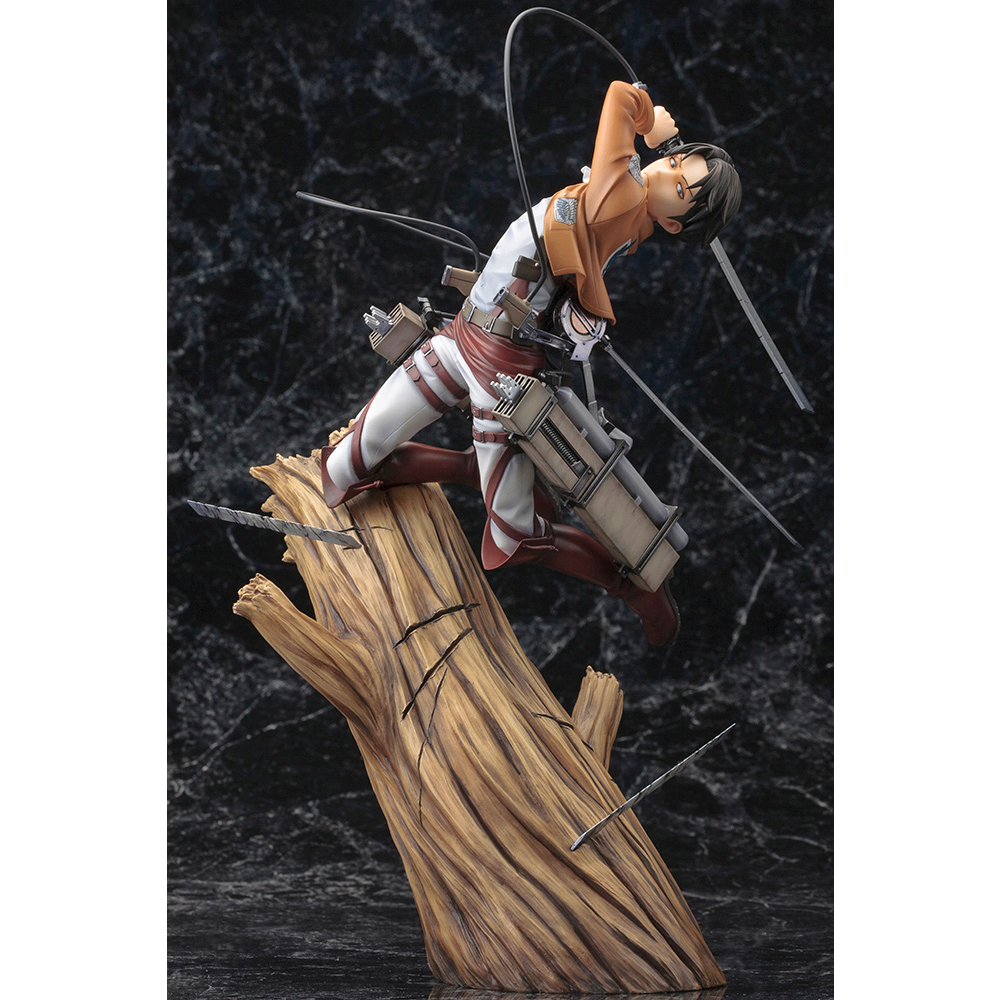 KOTOBUKIYA ARTFX J: Attack on Titan - Levi Renewal Package Ver. 1/7 Scale Figure