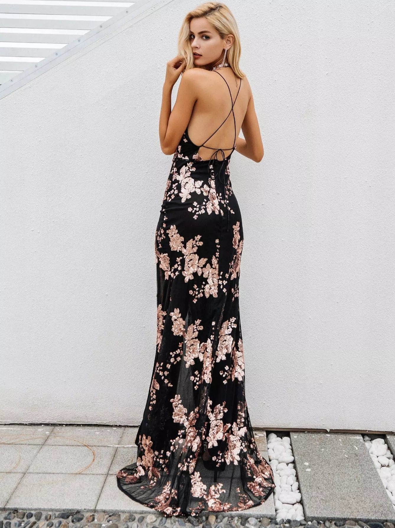 Sexy Backless Halter Lace Up Maxi Dress