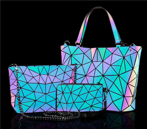 How to make my Iridescent luminous bags glow? – Lovevook