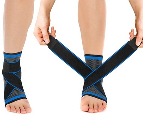 Ankle Brace - Compression Support Sleeve - Adjustable Stabilizer Straps