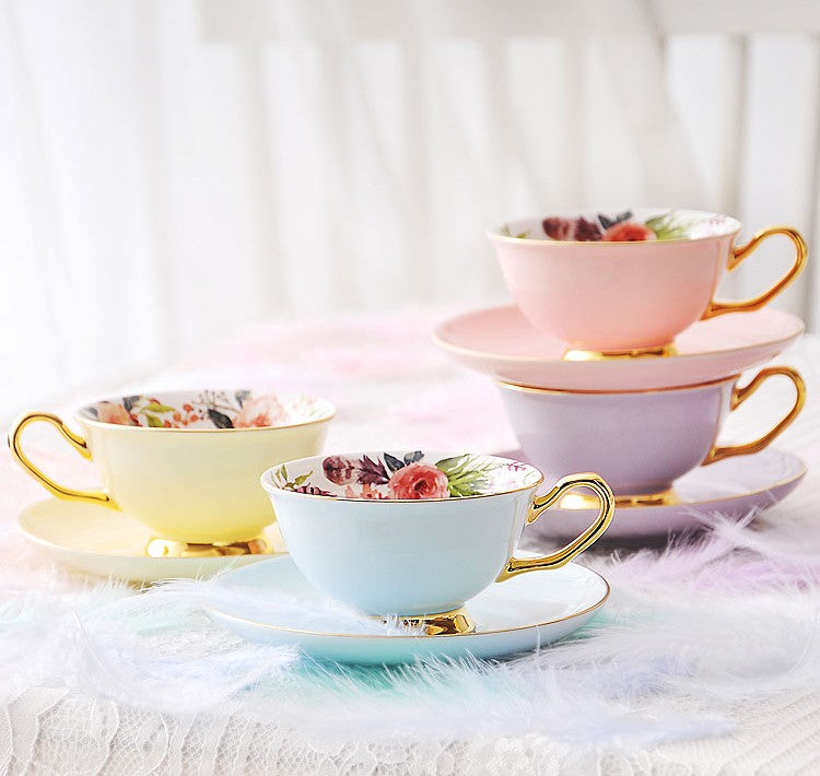 Elegant Flower Pattern Ceramic Coffee Cups, Beautiful British Tea Cups, Unique Afternoon Tea Cups and Saucers in Gift Box, Royal Bone China Porcelain Tea Cup Set