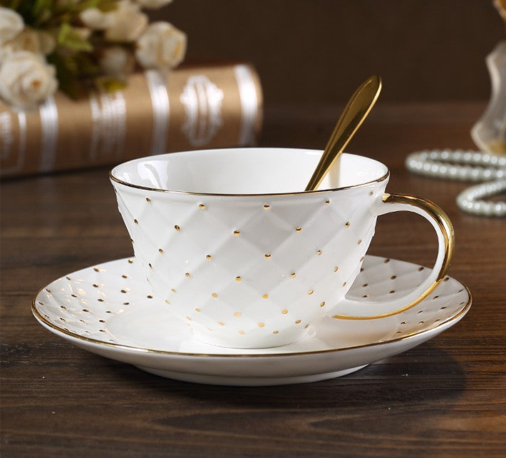 Elegant Ceramic Tea Cups. Unique Tea Cups and Saucers in Gift Box as Birthday Gift. Beautiful British Tea Cups. Creative Bone China Porcelain Tea Cup Set