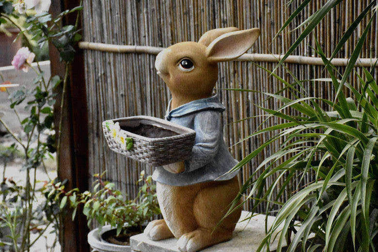 Garden Ornaments. Large Rabbit Statues for Garden. Bunny Flowerpot. Villa Outdoor Gardening Ideas. Modern Animal Garden Sculptures
