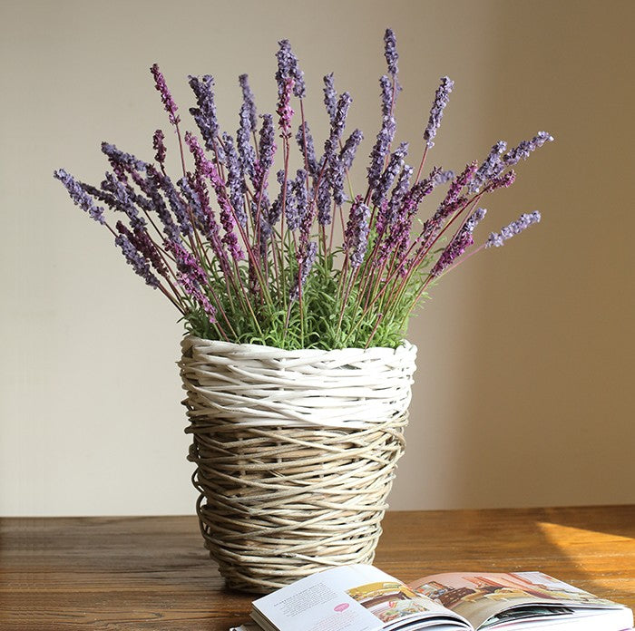 Lavender Flowers. Spring Artificial Floral for Dining Room. Bedroom Flower Arrangement Ideas. Simple Modern Floral Arrangement Ideas for Home Decoration