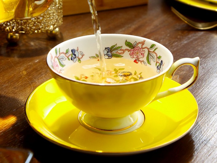 Elegant Yellow Ceramic Cups. Unique Royal Coffee Cup and Saucer. Beautiful British Tea Cups. Creative Bone China Porcelain Tea Cup Set