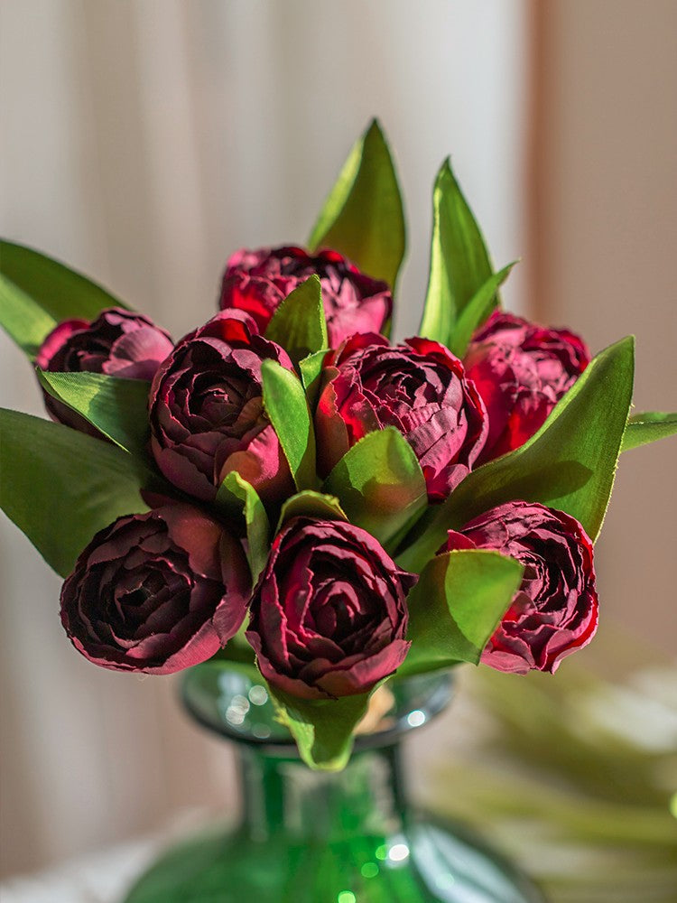 Purple Tulip Flowers. Bedroom Flower Arrangement Ideas. Spring Artificial Floral for Dining Room Table. Simple Modern Floral Arrangement Ideas for Home Decoration