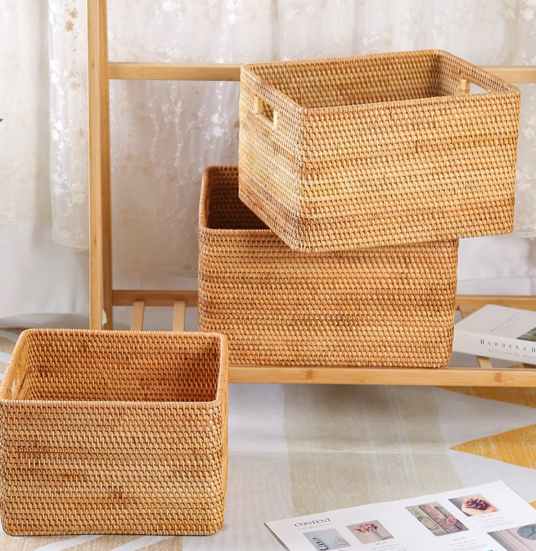 Woven Basket with Handle, Vietnam Traditional Handmade Rattan Wicker Storage  Basket – Paintingforhome