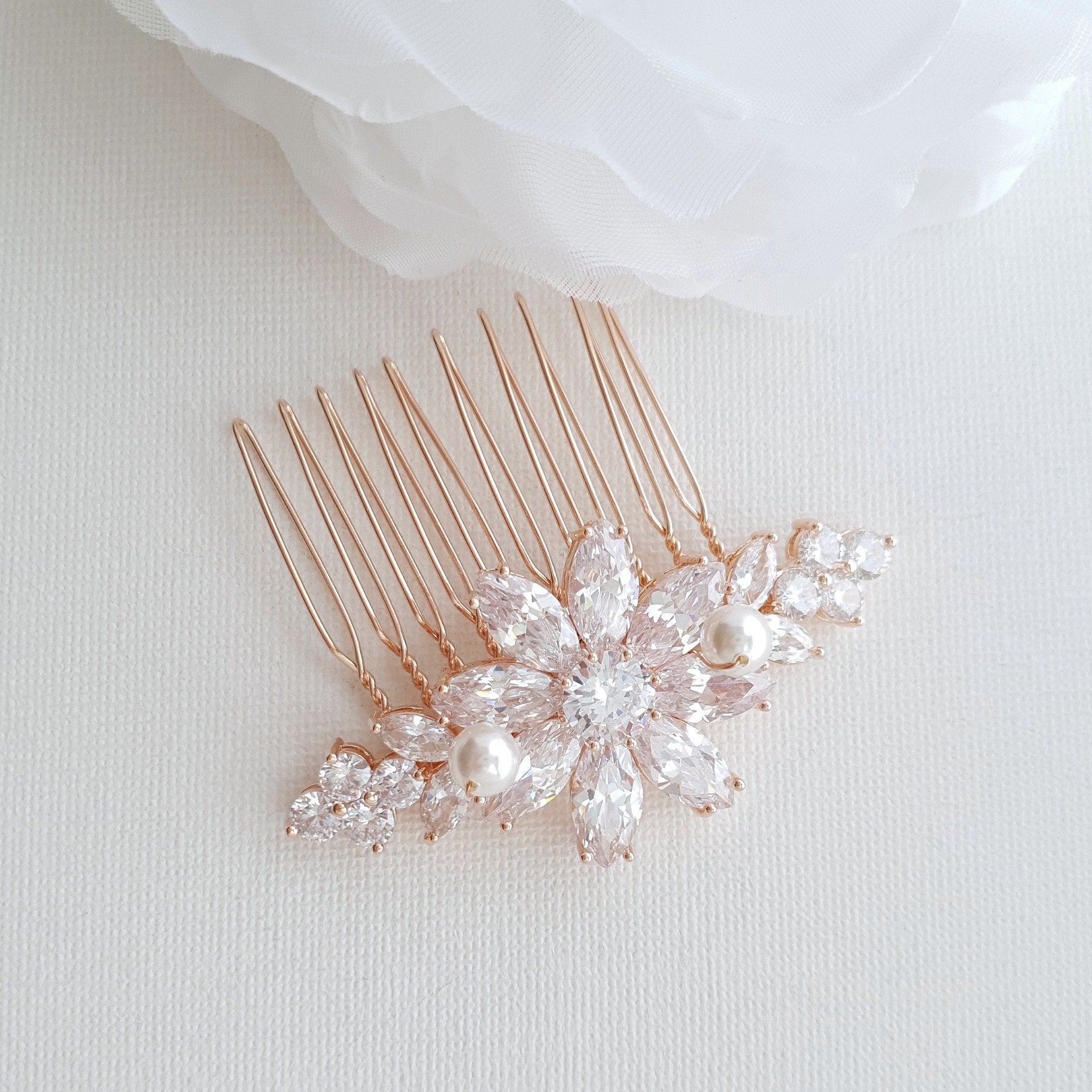 Daisy Flower Hair Comb for Brides- Daisy