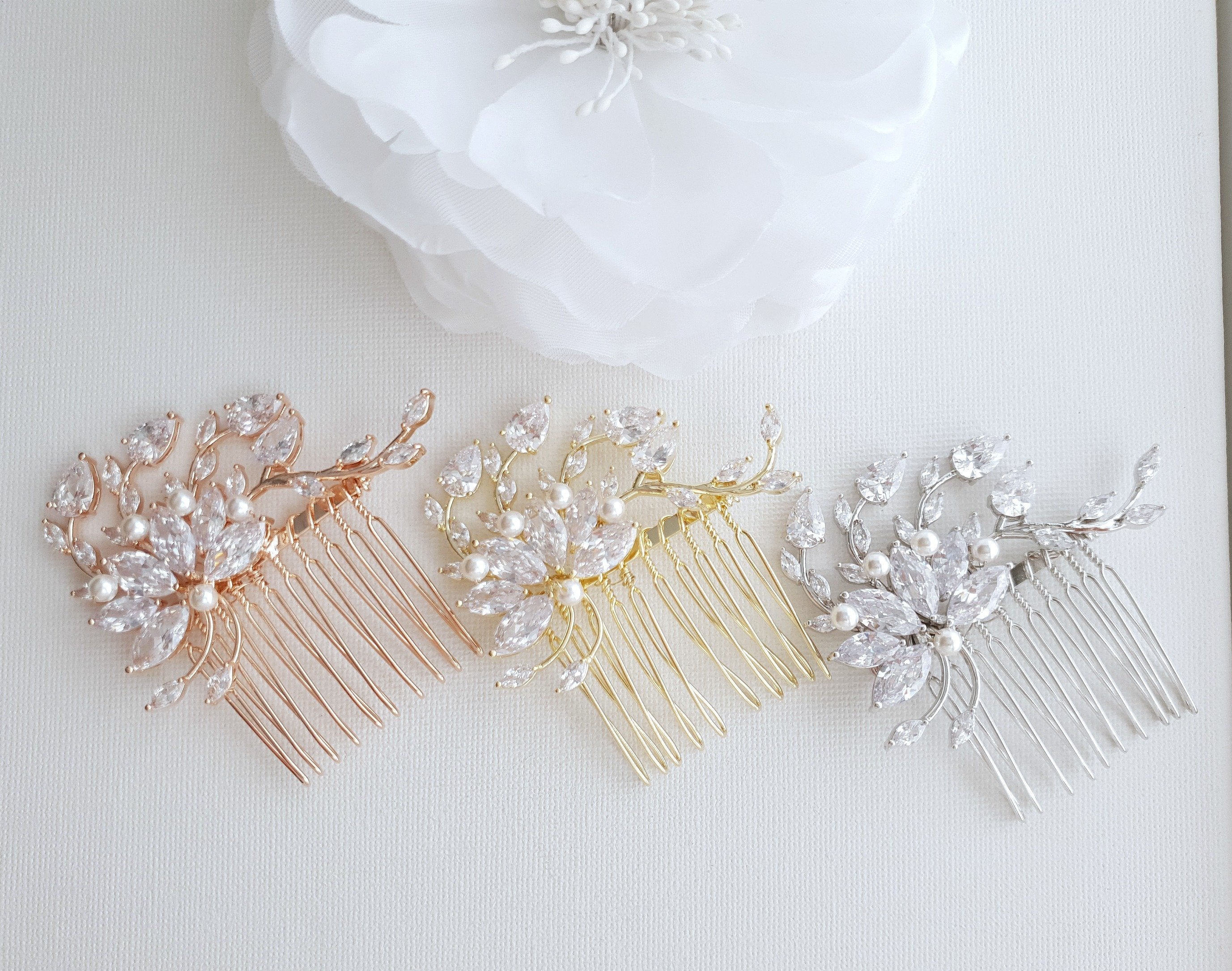 Petite Flower Bridal Hairpiece in Gold- Kika