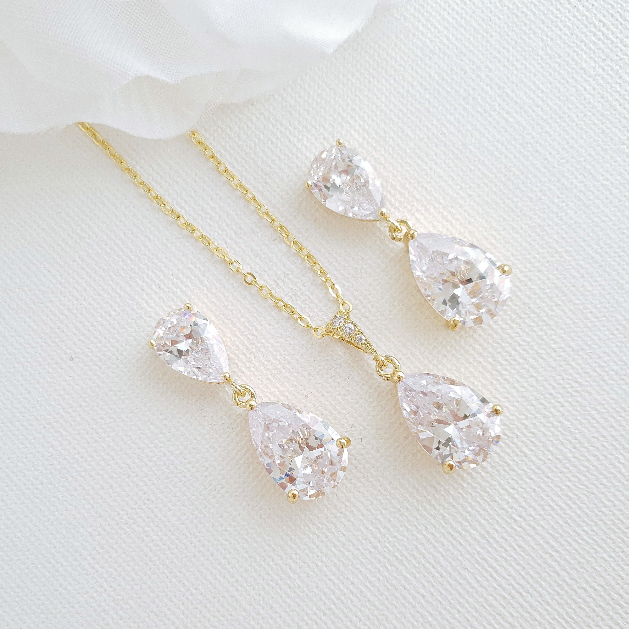 Clear Cubic Zirconia Earrings and Necklace Set in Rose Gold-Clara