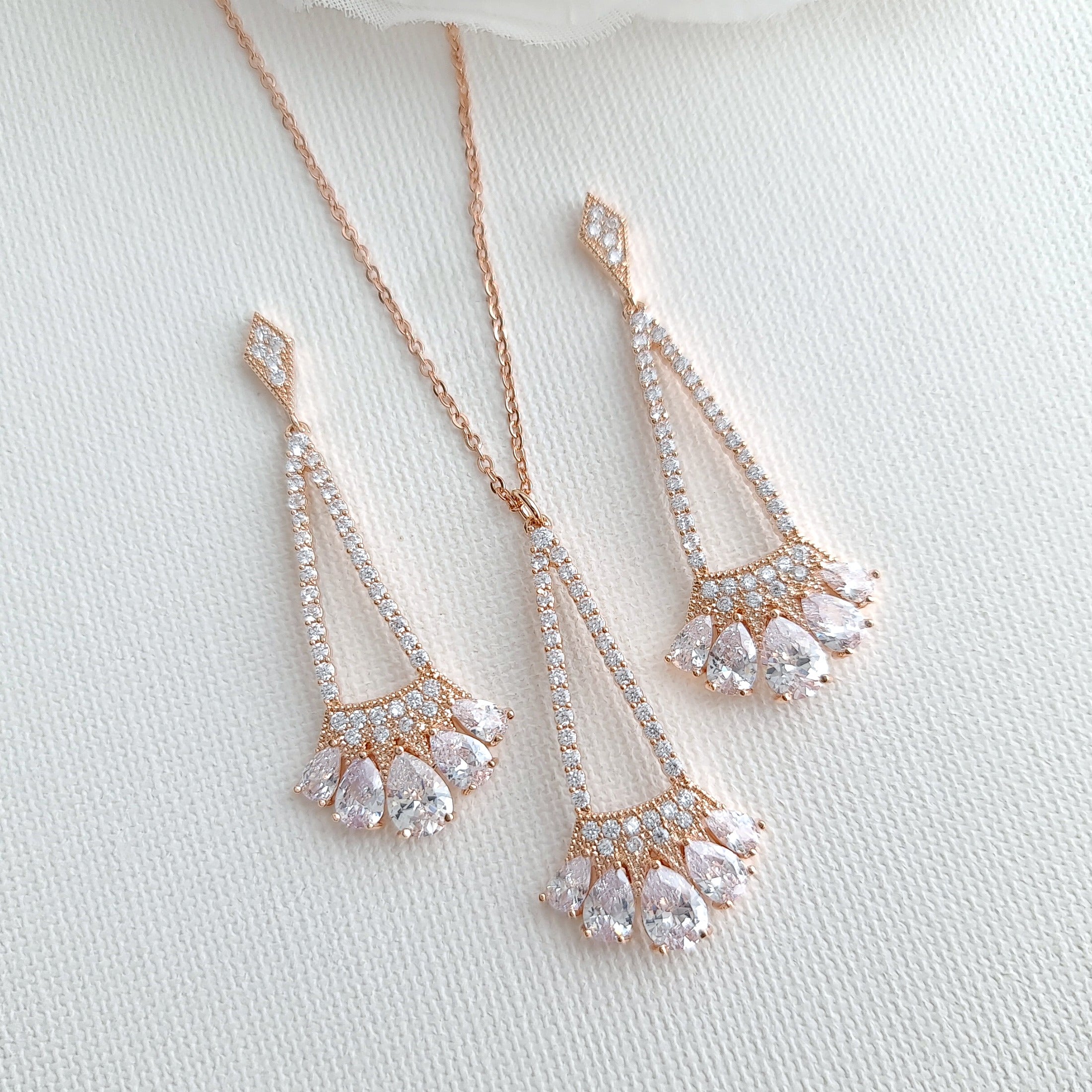 Pendant and Earrings Set in Rose Gold -Sydney