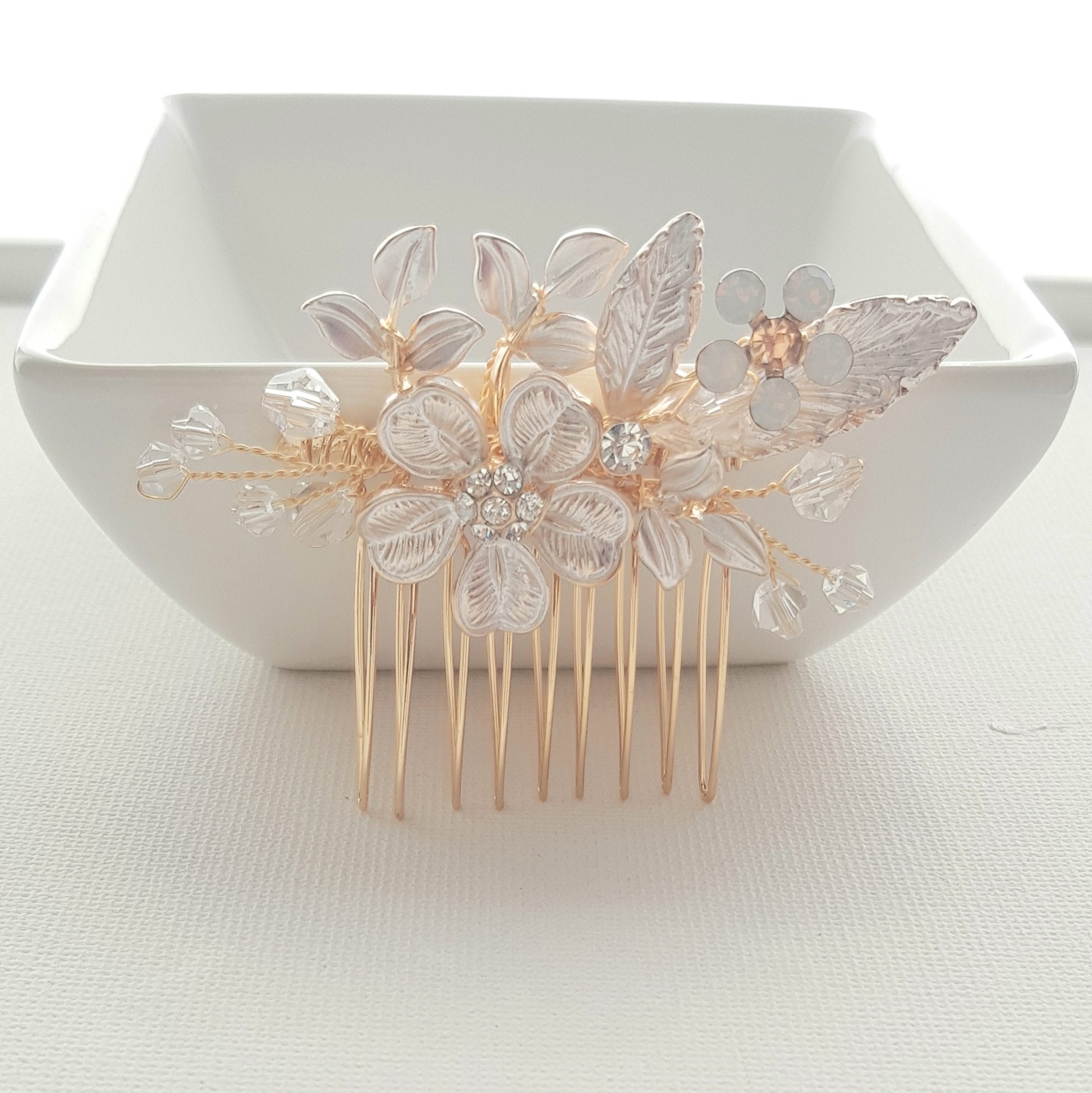 Dainty Flower & Leaf Wedding Hair Comb- Posy