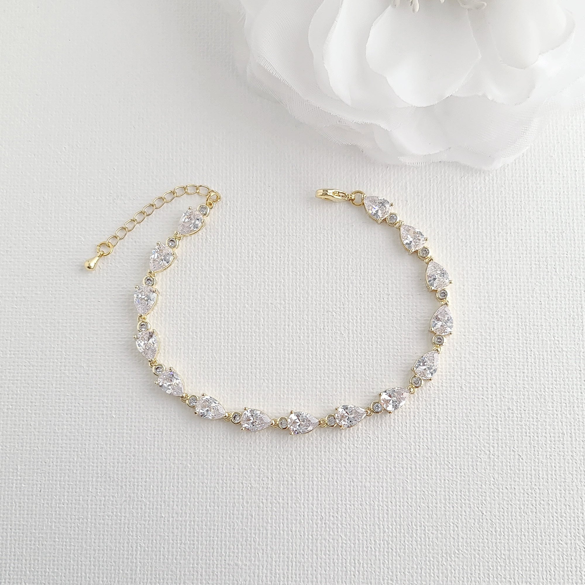 Wedding Earrings and Bracelet Set in Cubic Zirconia-Ivy